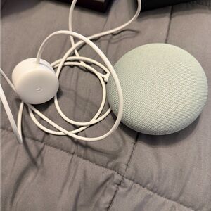 Google Nest Mini